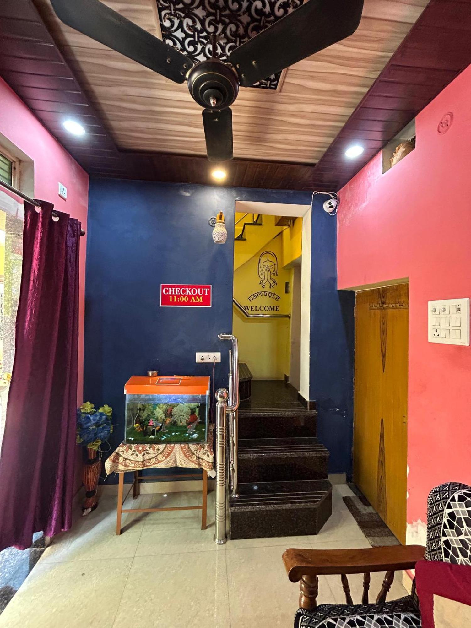 Praneeta P. Guest House Varanasi Exterior photo